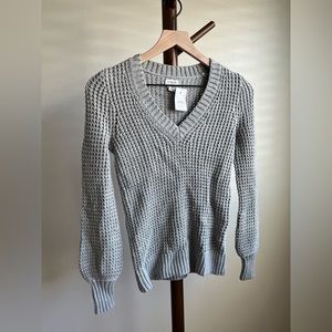 J crew V-neck Grey Sweater (XXS)